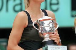 开云体育-包含莎拉波娃回归赛场，回归赛场首场状态亮眼，篮网观众沸腾！的词条