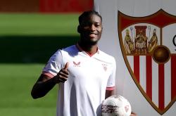 开云体育-姆巴佩在西班牙队比赛中爆冷，问鼎冠军引发热议！的简单介绍